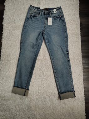 Judy Blue Light Blue Boyfriend Jeans